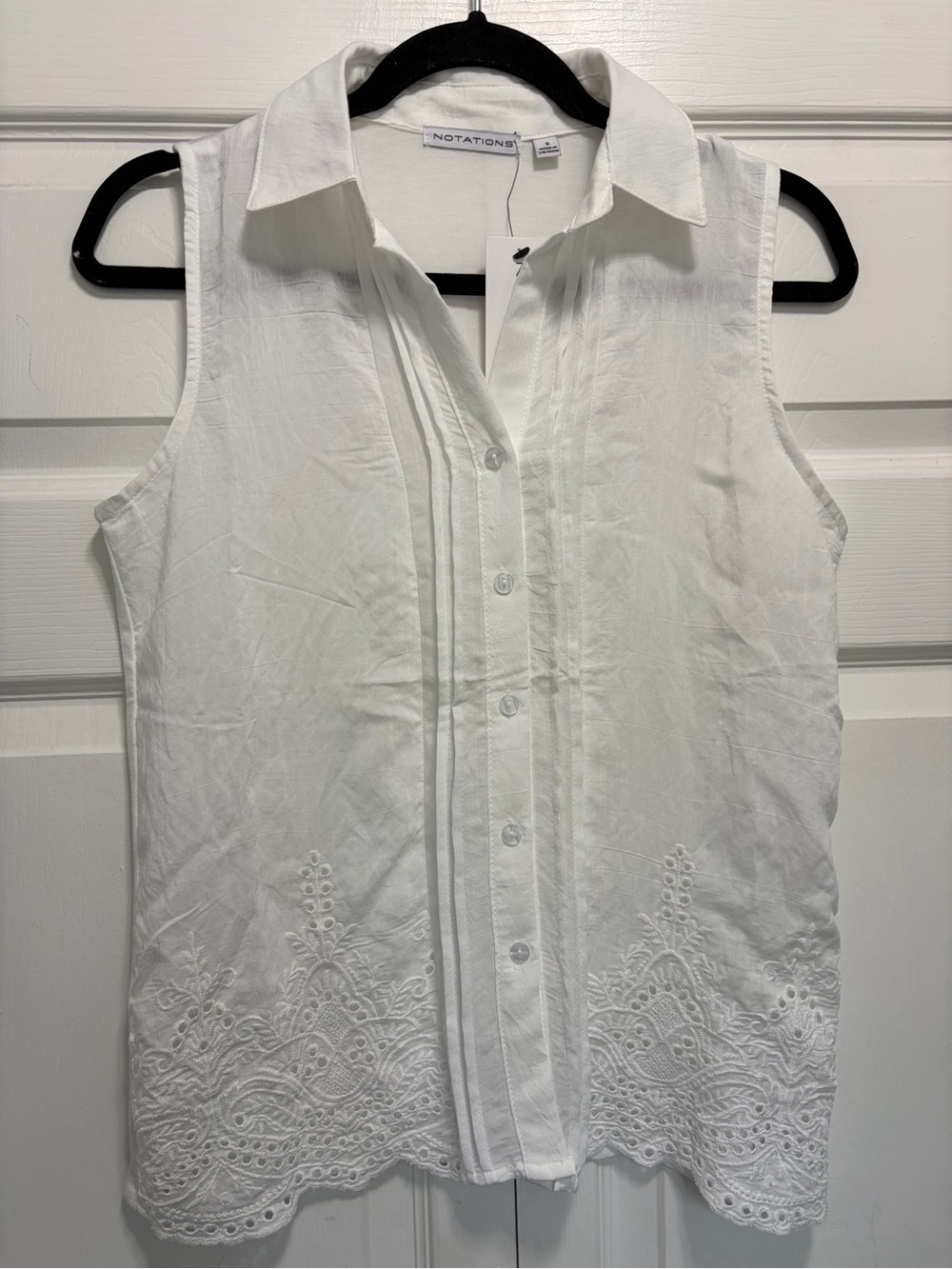 Notations White Sleeveless Embroidered Button-Front Shirt SMALL NWT